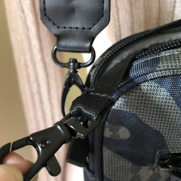 NWT IHKWIP Camo Nylon Crossbody w/Detachable Accessory Pouch - Picture 8 of 8